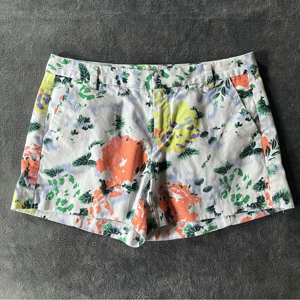 GAP Hawaiian Floral Women's Shorts - Multicolor, size 2